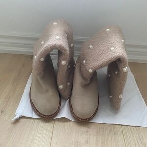 Felt Chanel boots size 10